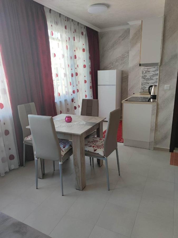 Apartament Piero 帕莫瑞 外观 照片