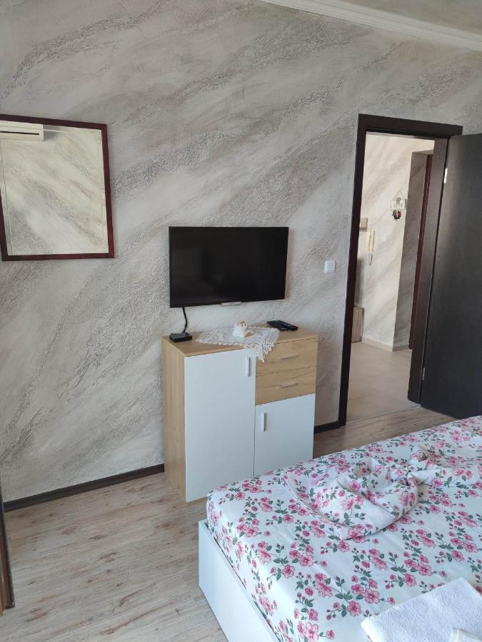 Apartament Piero 帕莫瑞 外观 照片