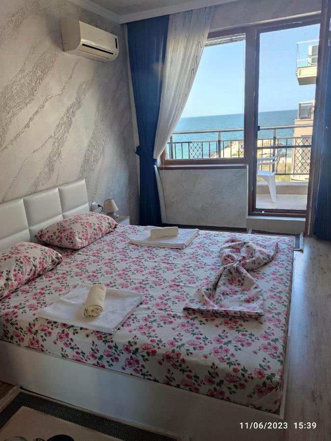 Apartament Piero 帕莫瑞 外观 照片